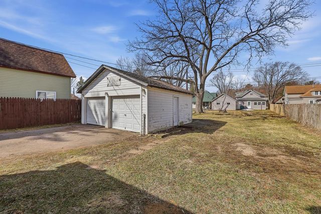 821 N 10th Avenue, Wisconsin Rapids, WI 54495