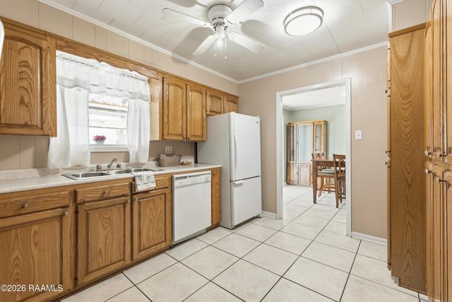 4285 Poydras Highway, Breaux Bridge, LA 70517