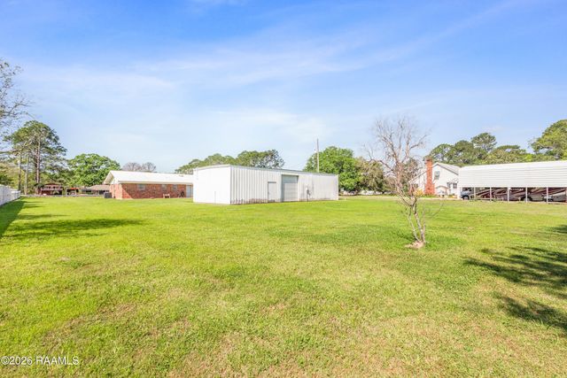 4285 Poydras Highway, Breaux Bridge, LA 70517