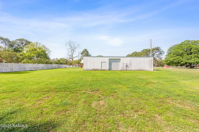 4285 Poydras Highway, Breaux Bridge, LA 70517