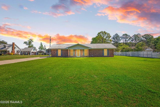 4285 Poydras Highway, Breaux Bridge, LA 70517