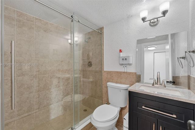 3301 Spanish Moss Terrace 405, Lauderhill, FL 33319
