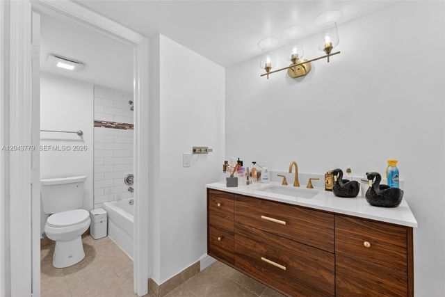 3301 Spanish Moss Terrace 405, Lauderhill, FL 33319