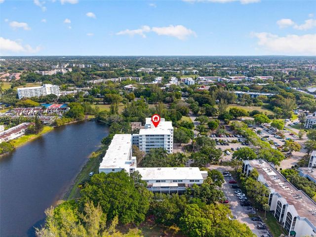 3301 Spanish Moss Terrace 405, Lauderhill, FL 33319