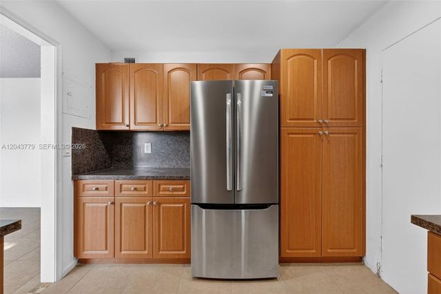 3301 Spanish Moss Terrace 405, Lauderhill, FL 33319