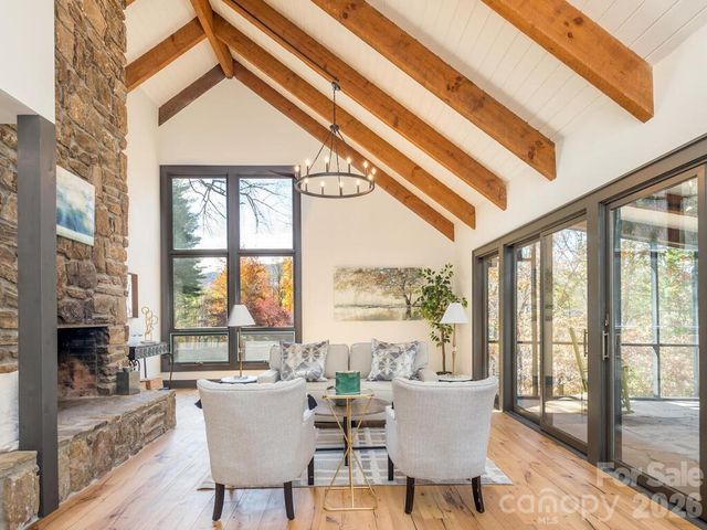 1952 Country Club Drive, Canton, NC 28716