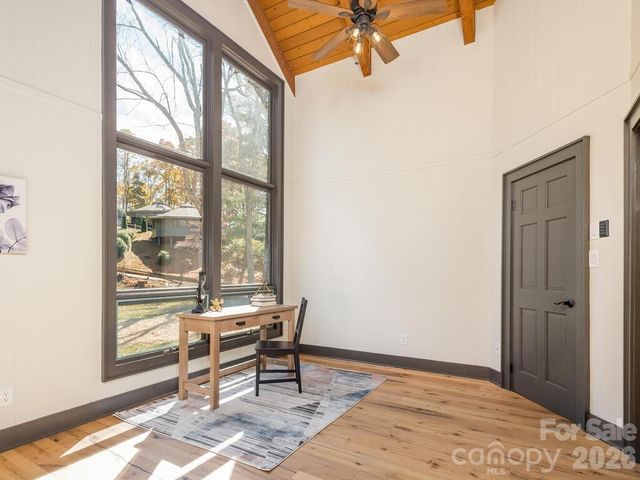 1952 Country Club Drive, Canton, NC 28716