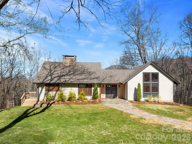 1952 Country Club Drive, Canton, NC 28716