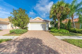 7687 Hernando CT, Naples, FL 34114