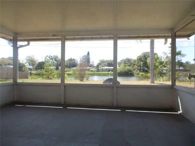 5982 52ND AVENUE N, Kenneth City, FL 33709