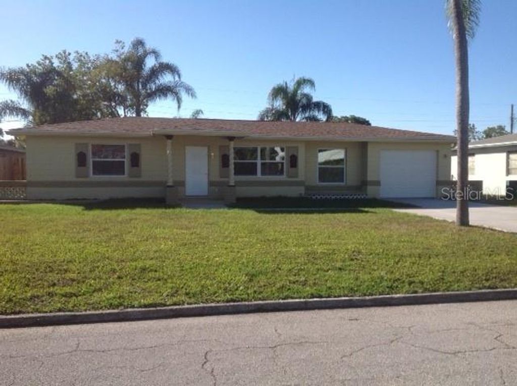 5982 52ND AVENUE N, Kenneth City, FL 33709