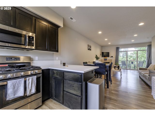 475 Ne LIBERTY Ave, Gresham, OR 97030