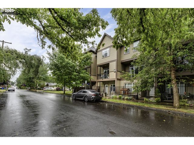 475 Ne LIBERTY Ave, Gresham, OR 97030