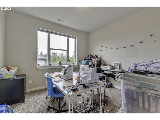 475 Ne LIBERTY Ave, Gresham, OR 97030