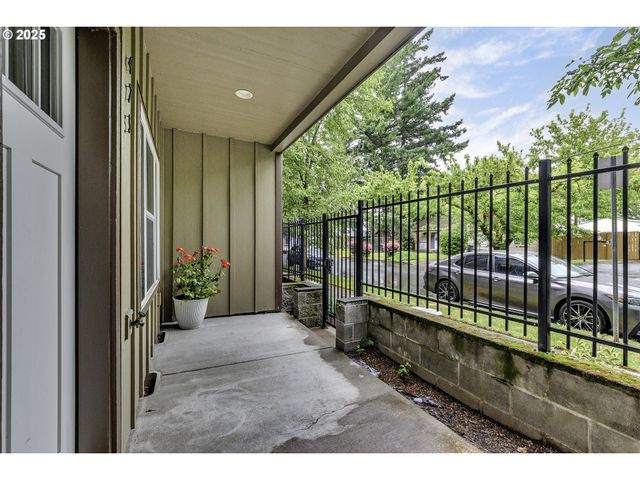 475 Ne LIBERTY Ave, Gresham, OR 97030