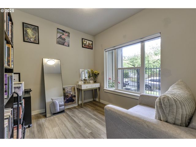 475 Ne LIBERTY Ave, Gresham, OR 97030