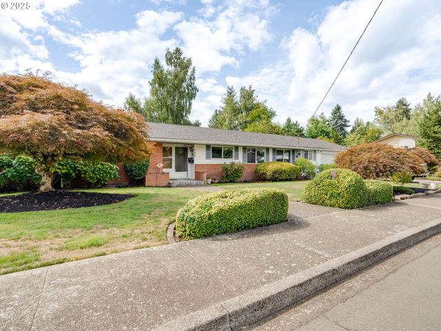 700 Nw 18TH Pl, Mc Minnville, OR 97128
