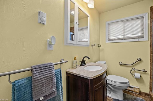 927 Gene CRES, Chesapeake, VA 23320