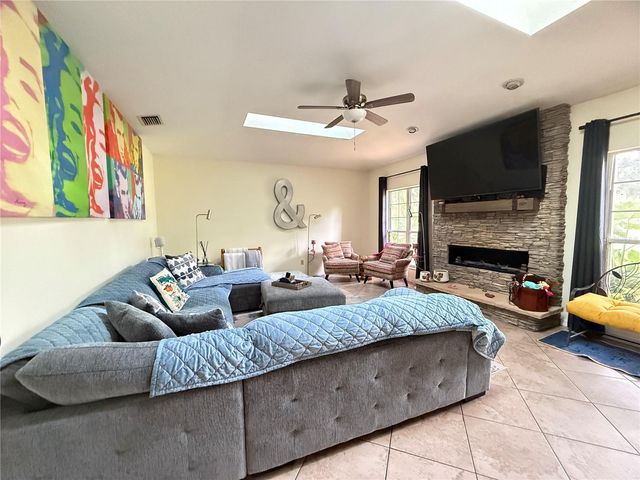 7613 NW 46TH STREET, Ocala, FL 34482