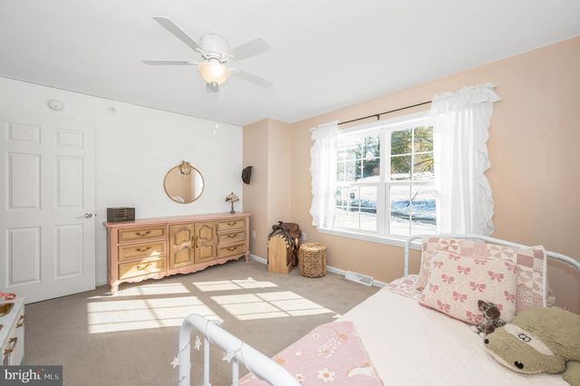 18 MOUNT VERNON DR, Keedysville, MD 21756