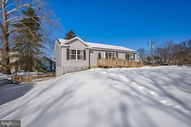 18 MOUNT VERNON DR, Keedysville, MD 21756