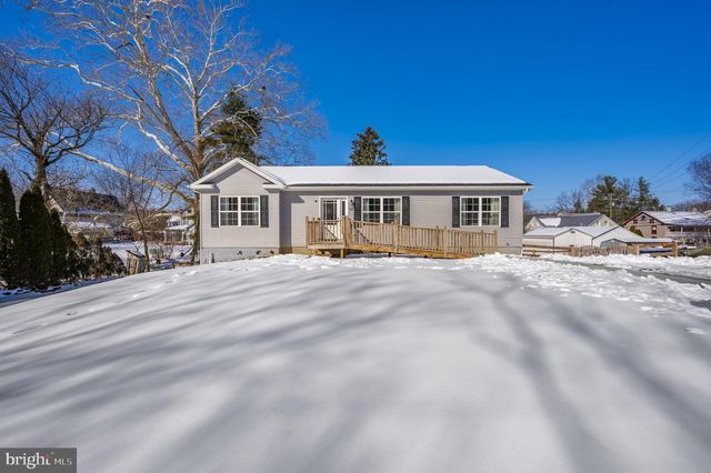 18 MOUNT VERNON DR, Keedysville, MD 21756