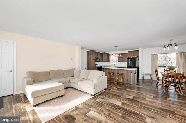 18 MOUNT VERNON DR, Keedysville, MD 21756