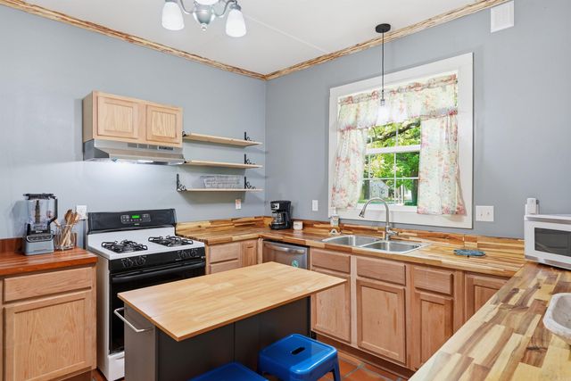 211 NE Third Street, Bryant, AR 72022