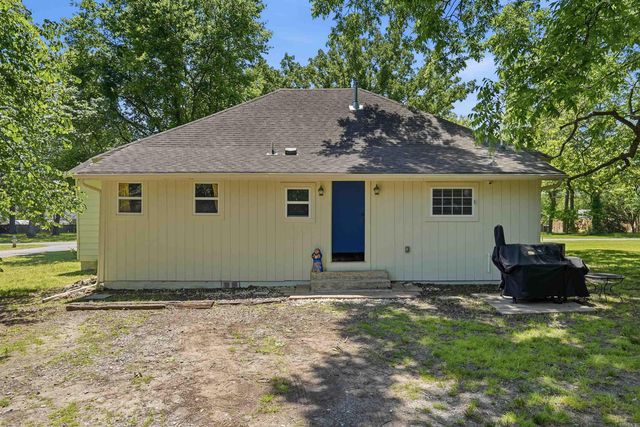 211 NE Third Street, Bryant, AR 72022