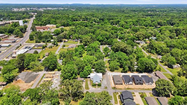 211 NE Third Street, Bryant, AR 72022