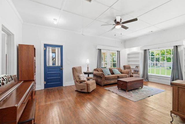 211 NE Third Street, Bryant, AR 72022