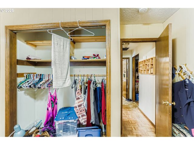 17505 Ne TERRYS Ln, Newberg, OR 97132