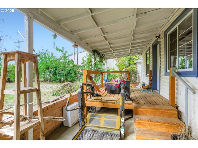 17505 Ne TERRYS Ln, Newberg, OR 97132