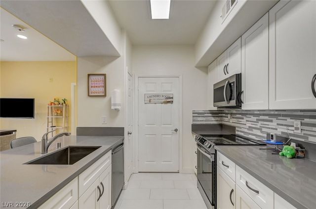 8000 Badura Avenue 1035, Las Vegas, NV 89113