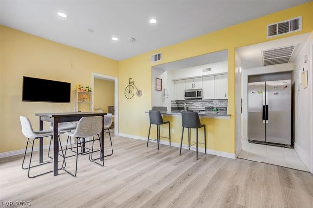 8000 Badura Avenue 1035, Las Vegas, NV 89113