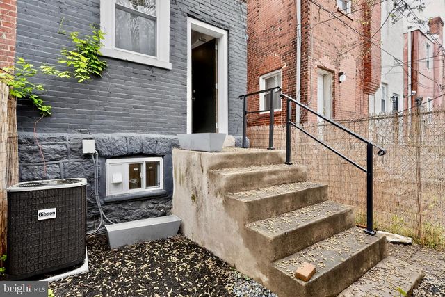 928 S CONESTOGA ST, Philadelphia, PA 19143