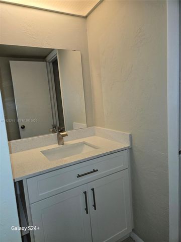 7601 SW 105th Ave 7601, Miami, FL 33173