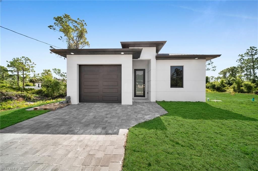 347 Columbus BLVD, LEHIGH ACRES, FL 33974 — exterior
