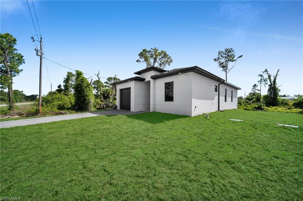 347 Columbus BLVD, LEHIGH ACRES, FL 33974 — photo 3