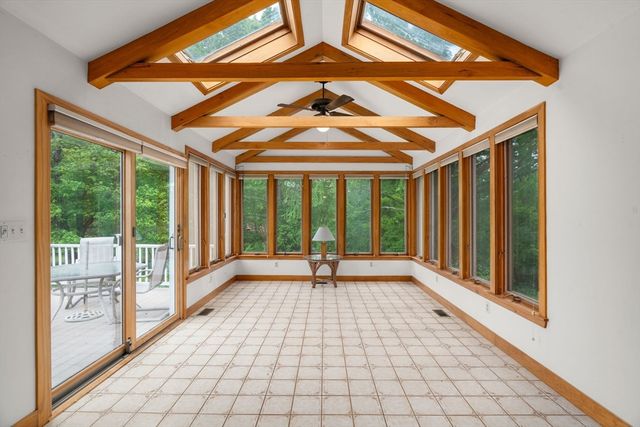 13 Henley Rd, Acton, MA 01720