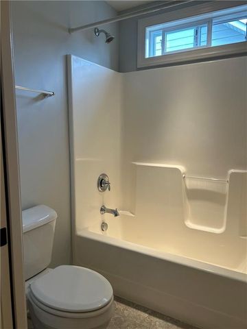 303 Evesham Avenue, Peachtree City, GA 30269