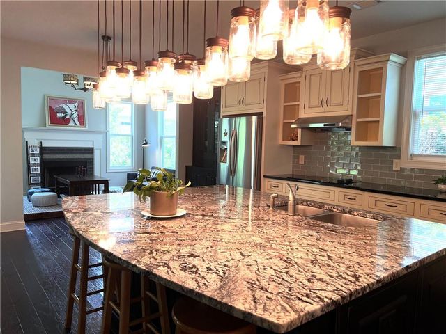 303 Evesham Avenue, Peachtree City, GA 30269