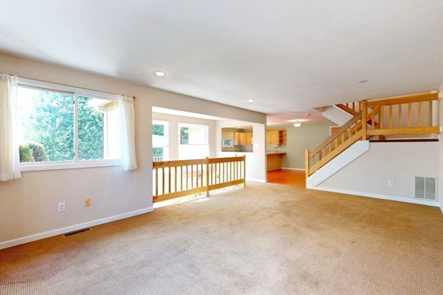 98 Algonquin Tr 98, Ashland, MA 01721