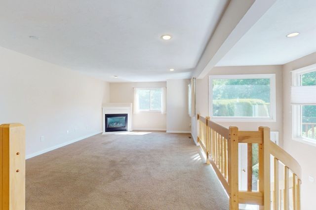 98 Algonquin Tr 98, Ashland, MA 01721