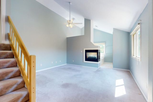 98 Algonquin Tr 98, Ashland, MA 01721
