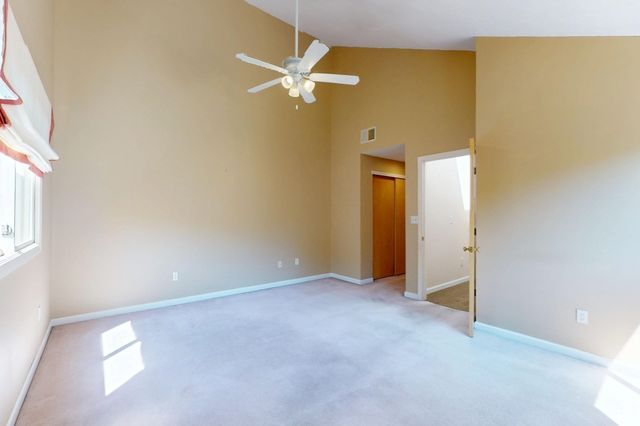 98 Algonquin Tr 98, Ashland, MA 01721