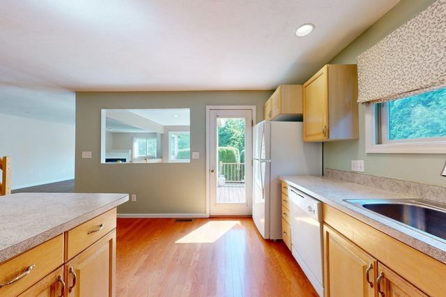 98 Algonquin Tr 98, Ashland, MA 01721
