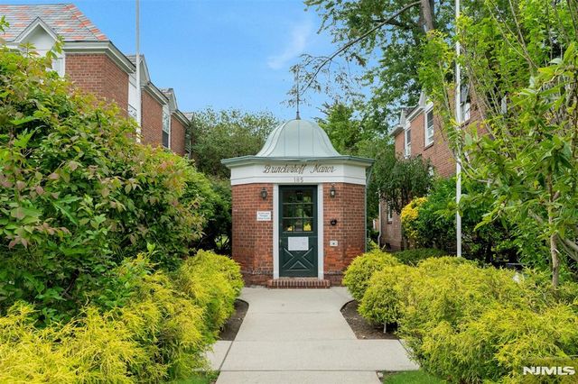185 E Palisade Avenue D11B, Englewood, NJ 07631