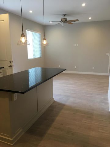 1747 E 10th Street, Tucson, AZ 85719