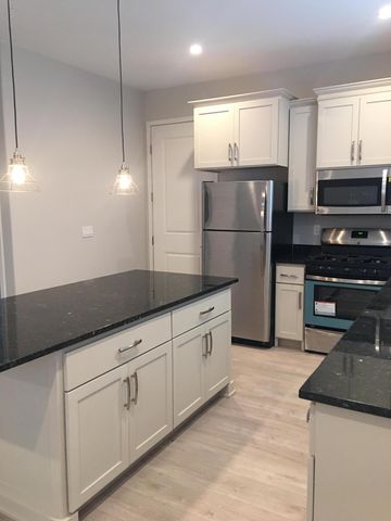 1747 E 10th Street, Tucson, AZ 85719